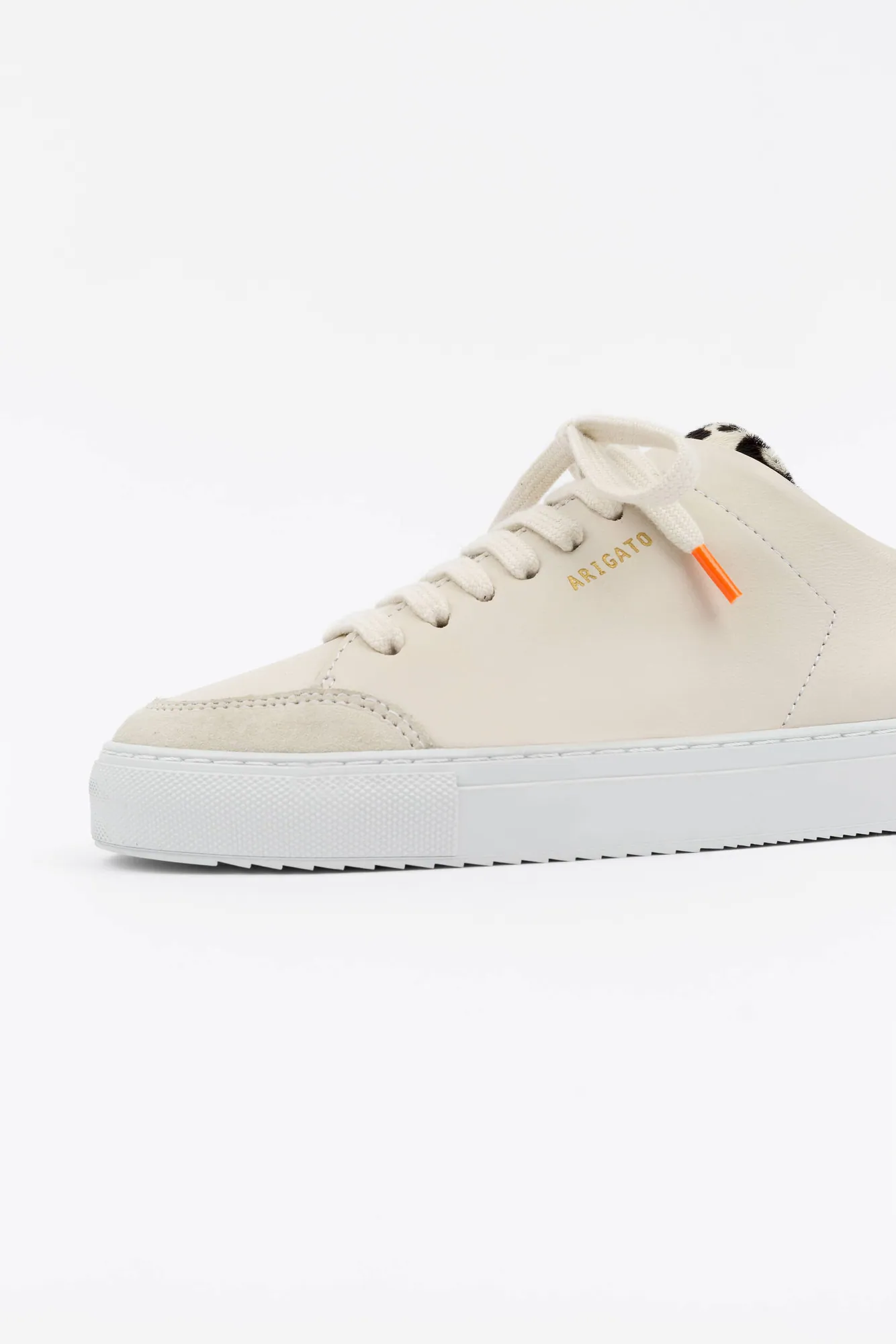 Clean 90 Triple Sneaker