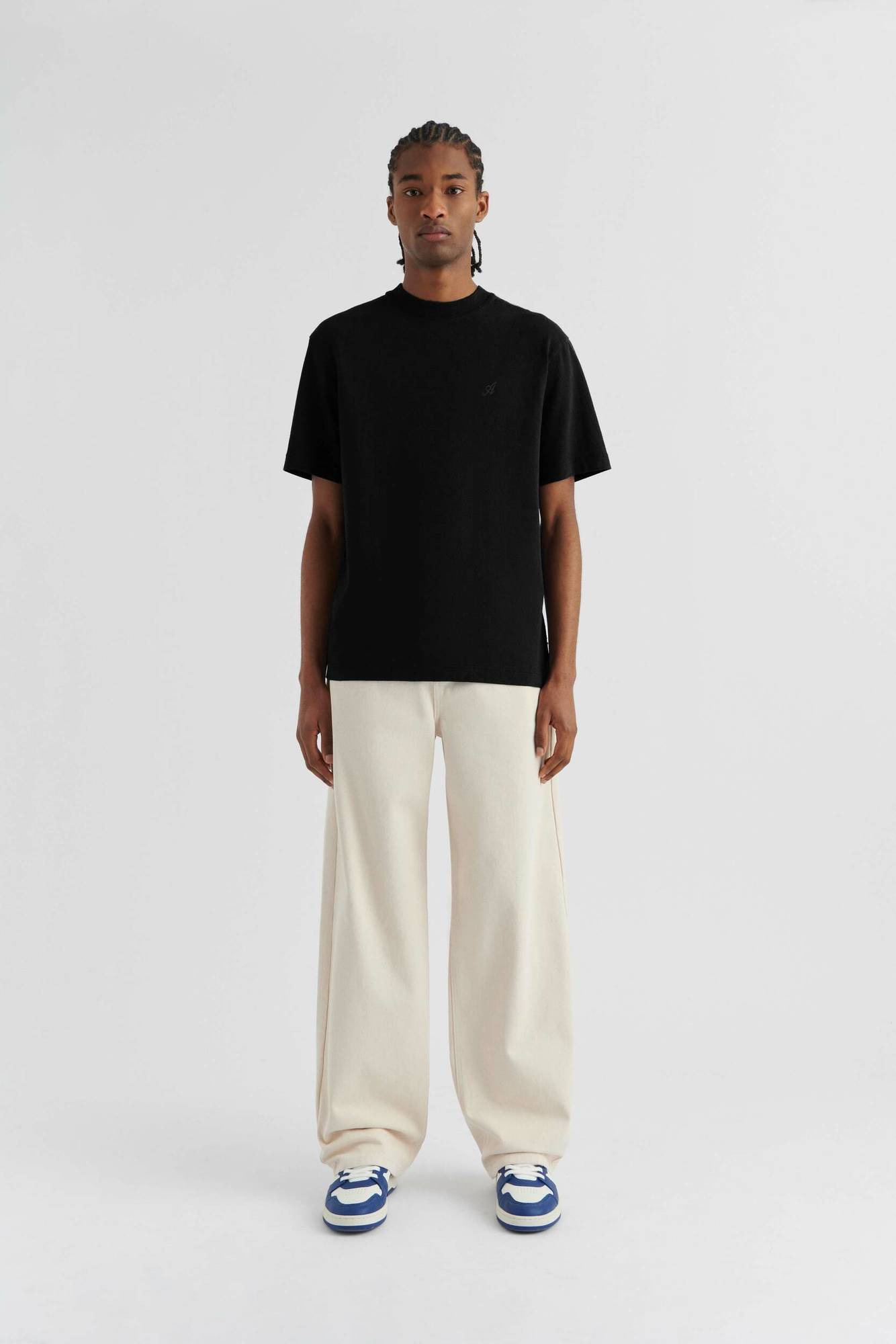 Signature T-Shirt