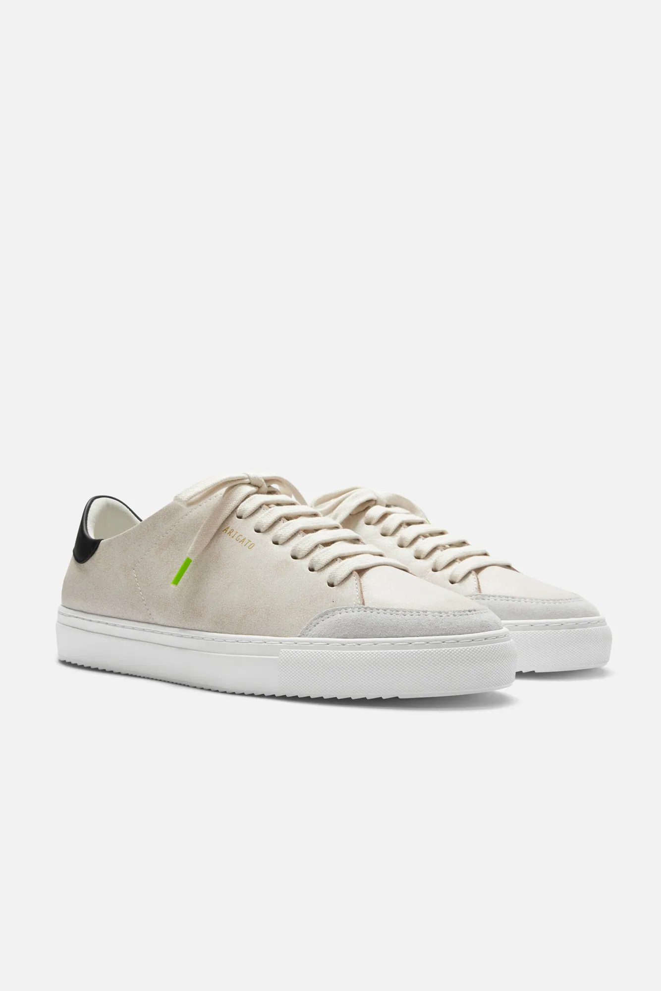 Clean 90 Triple Sneaker
