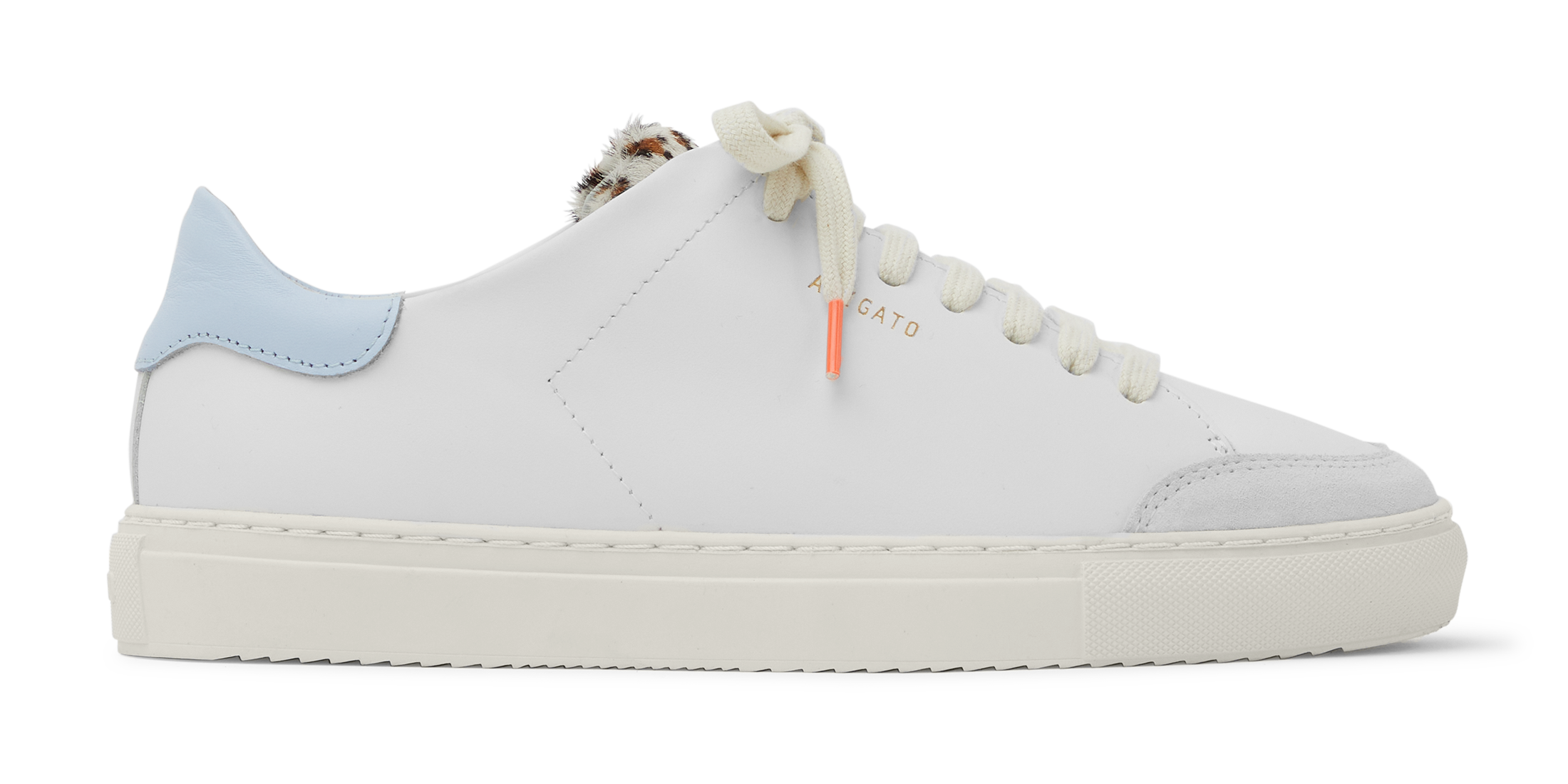 Clean 90 Triple Sneaker