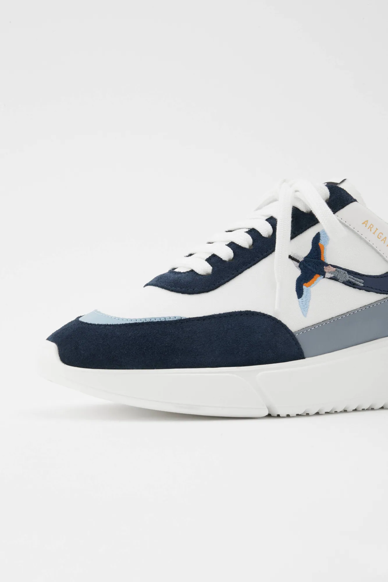 Genesis B Bird Runner