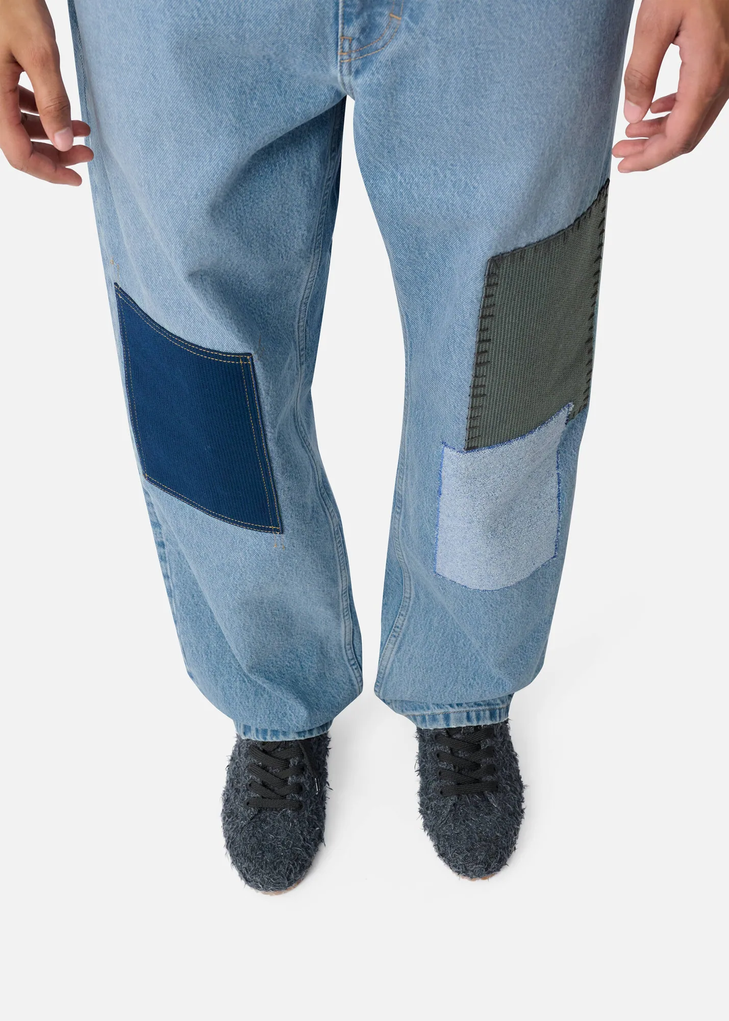 Zine Embroidered Patch Jeans