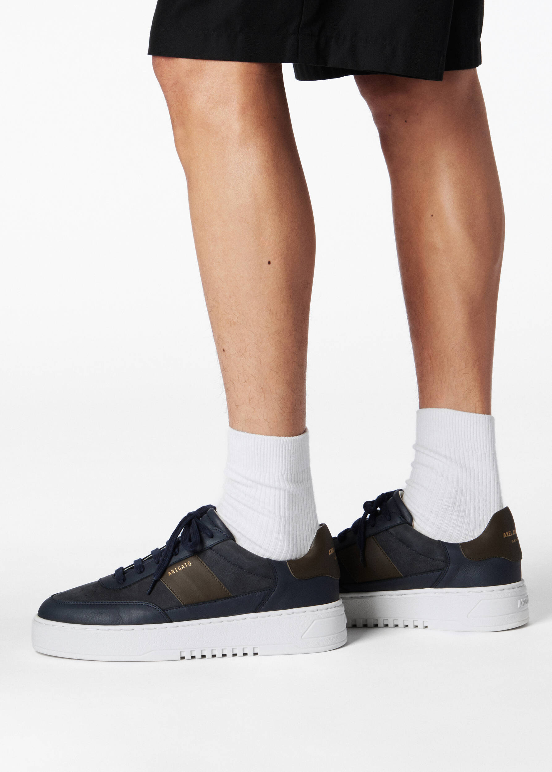 【関税込み】Axel Arigato ネイビー Orbit Vintage スニーカー AXEL ARIGATO - Orbit Vintage Sneaker