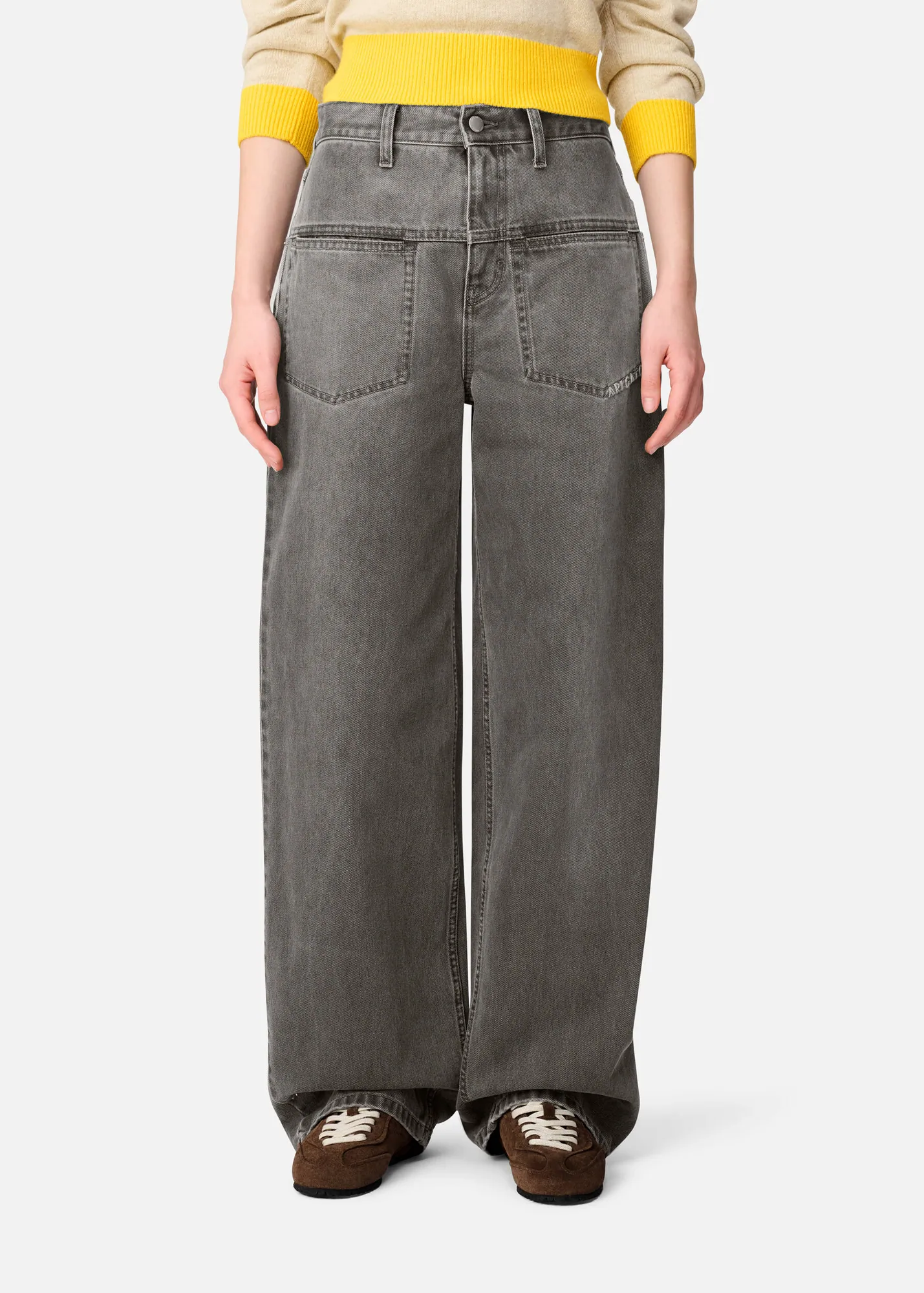 Invert Relaxed Jeans