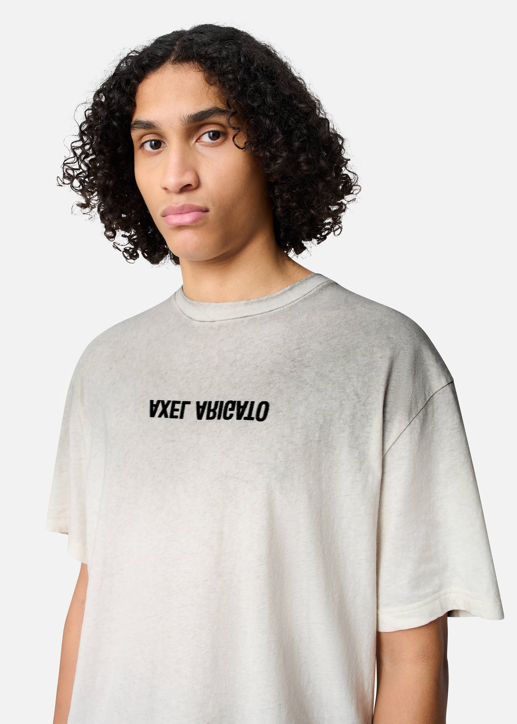 AXEL ARIGATO - Distort Light T-Shirt AXEL ARIGATO - Distort Light T-Shirt