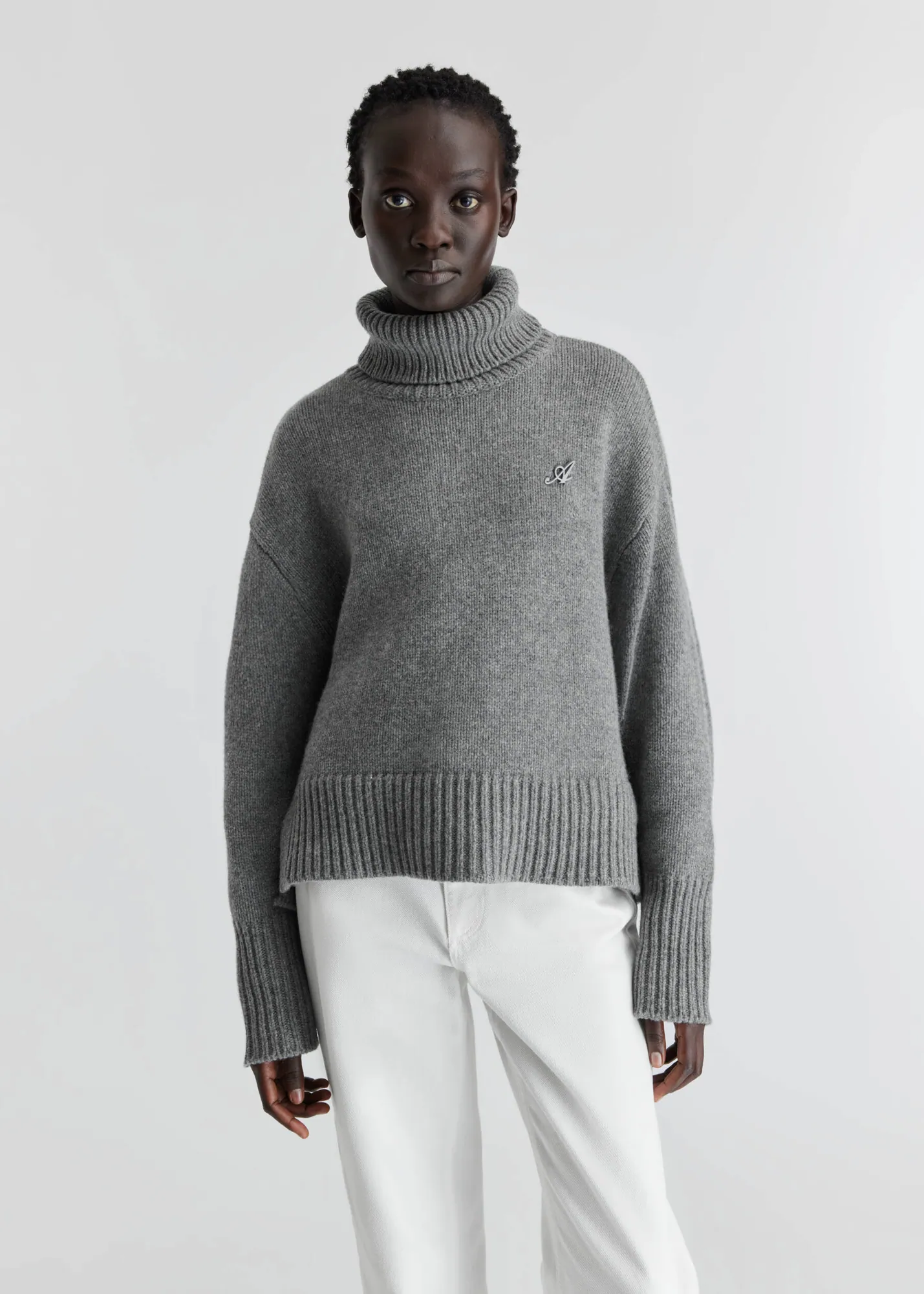 Remain Cropped Sweater