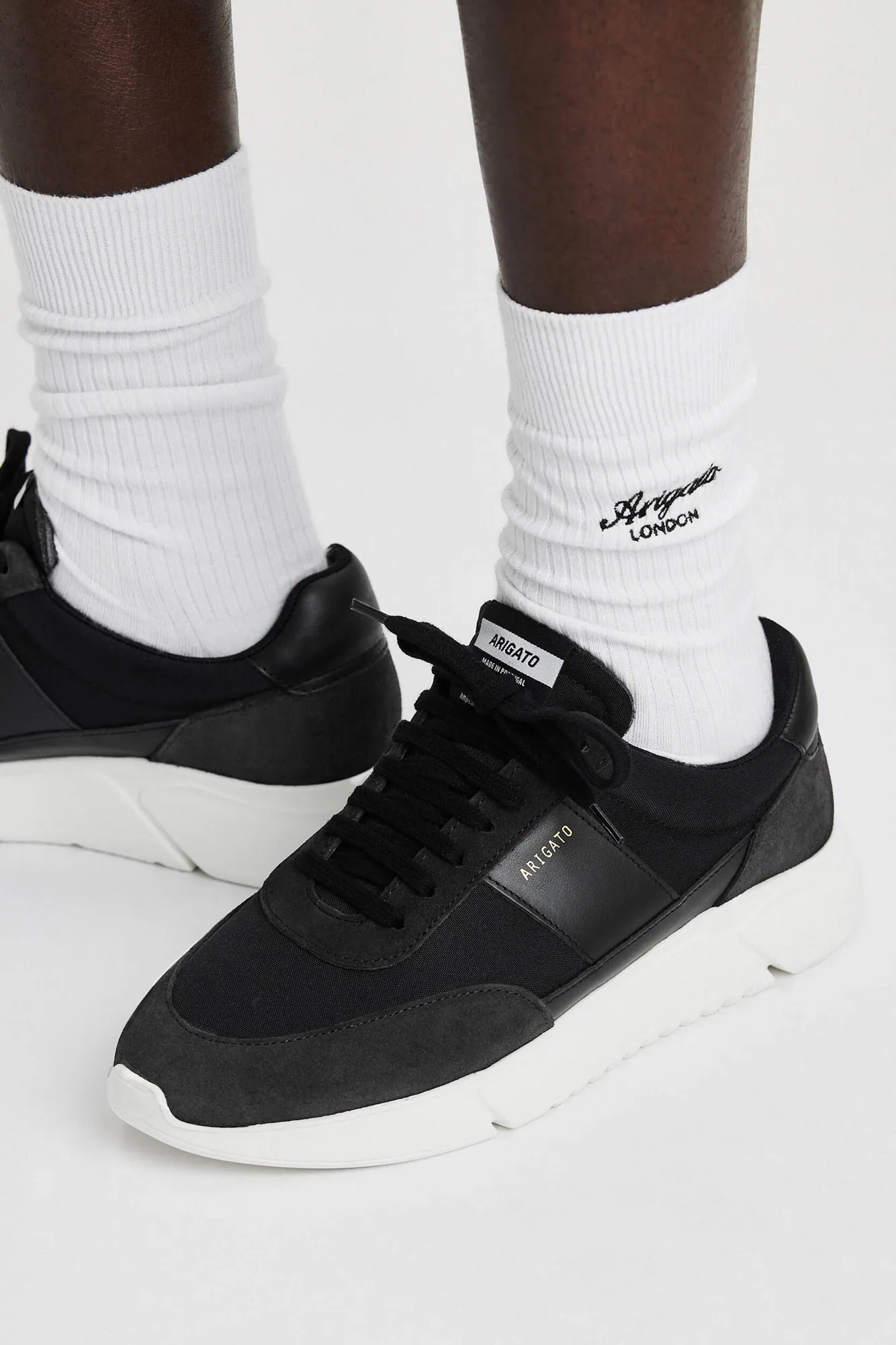 Genesis Vintage Runner