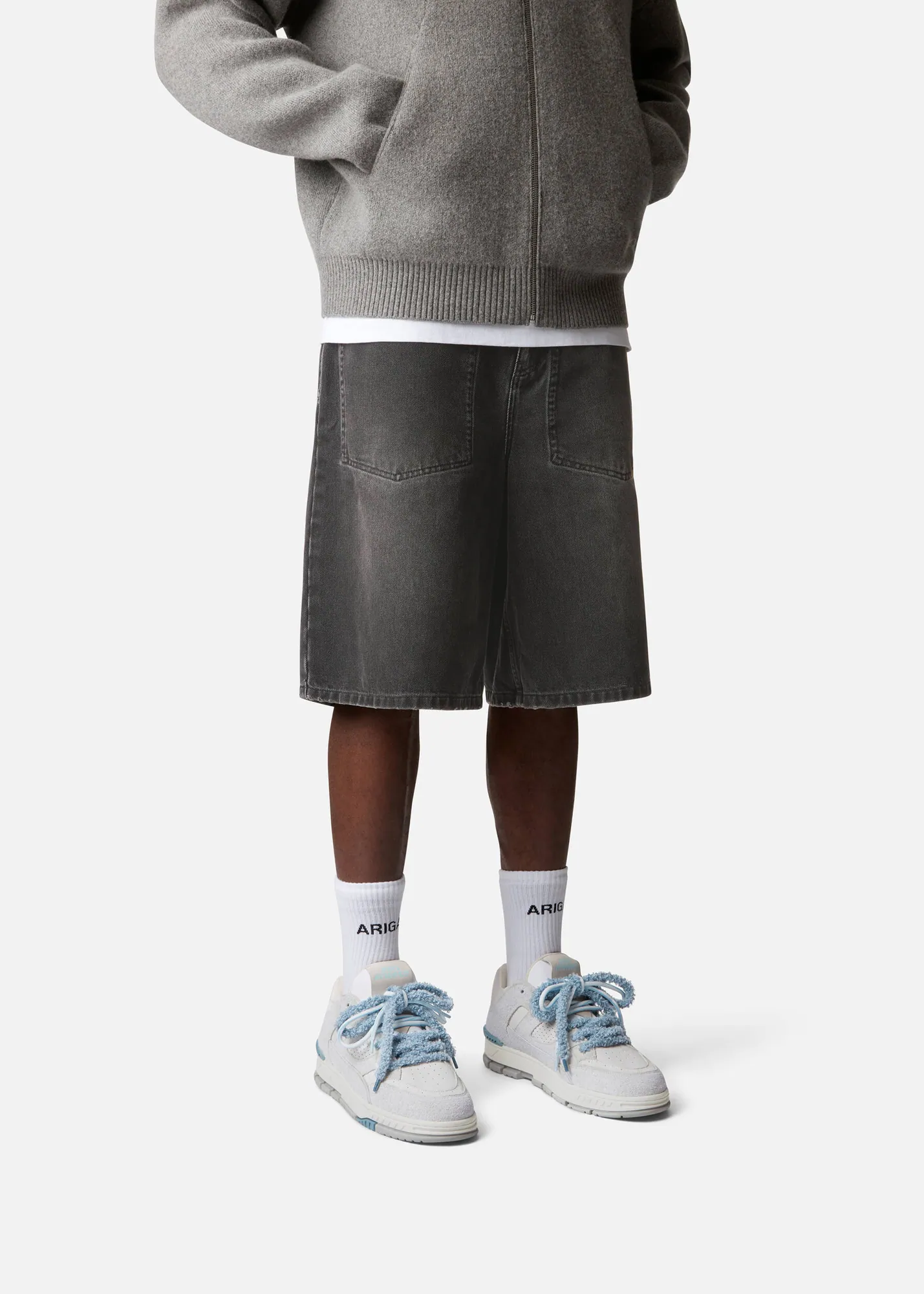 Area Lo Label Sneaker