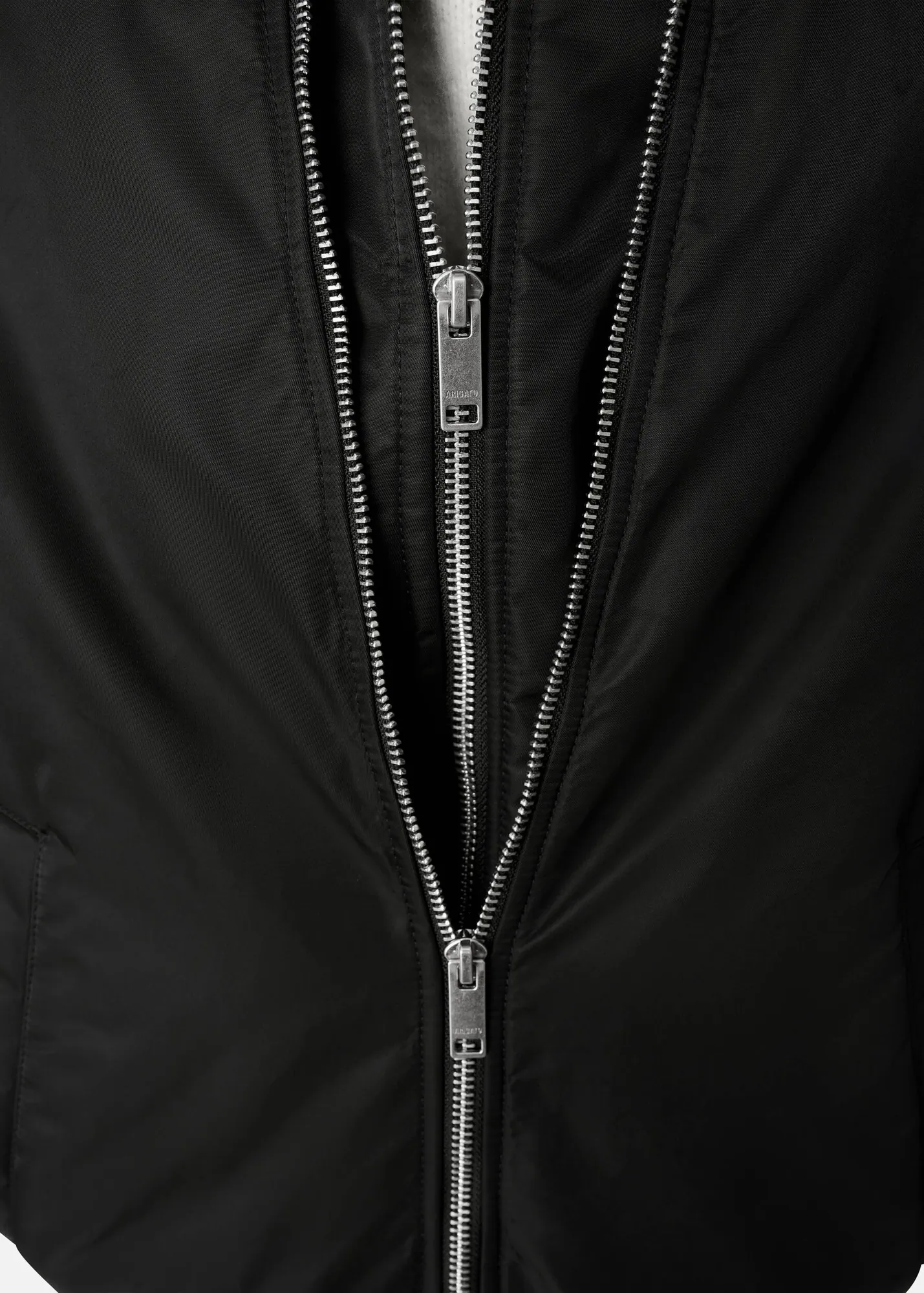 Pen Layered Bomber