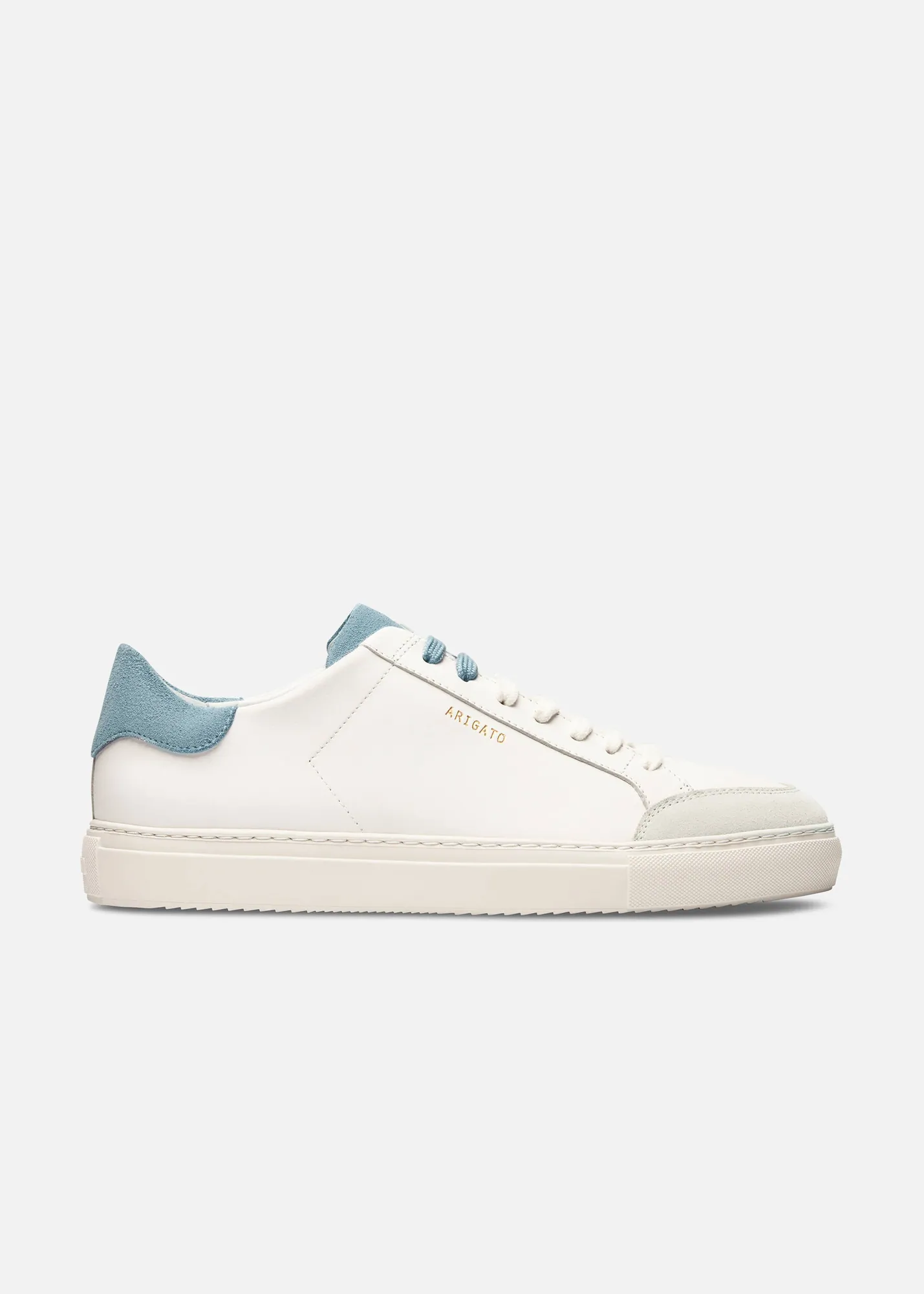 Clean 90 Triple Sneaker