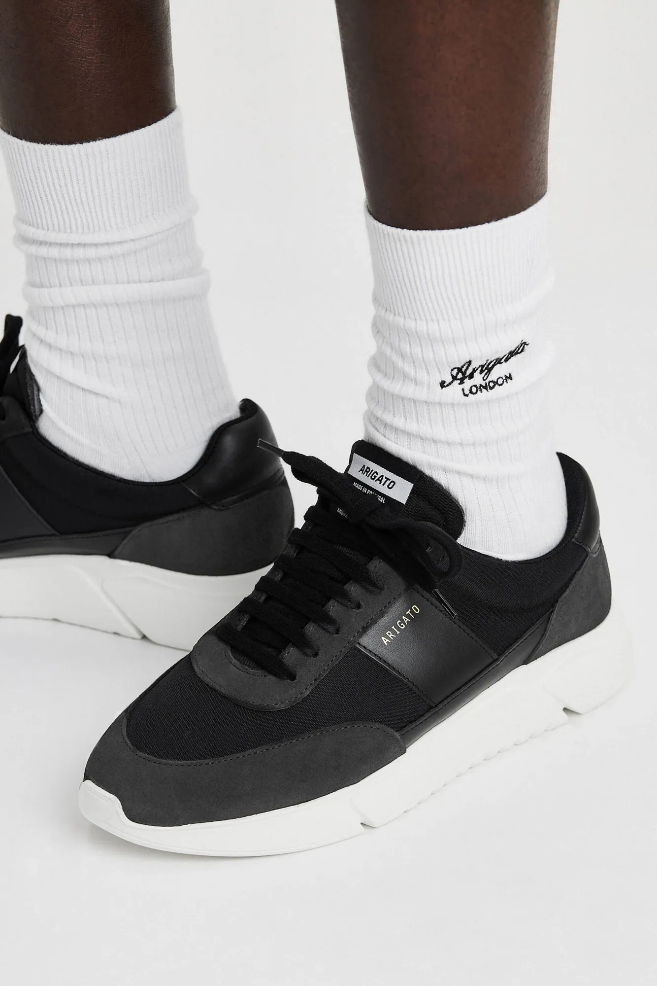 Genesis Vintage Runner