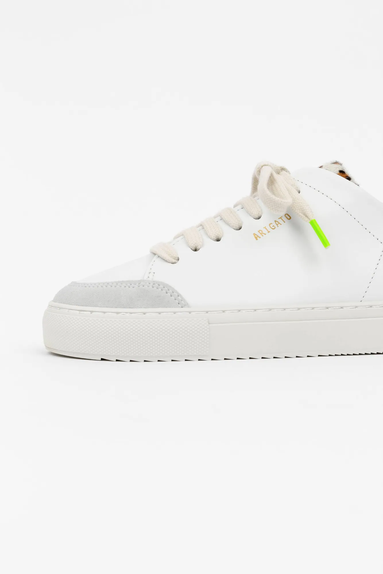 Clean 90 Triple Sneaker