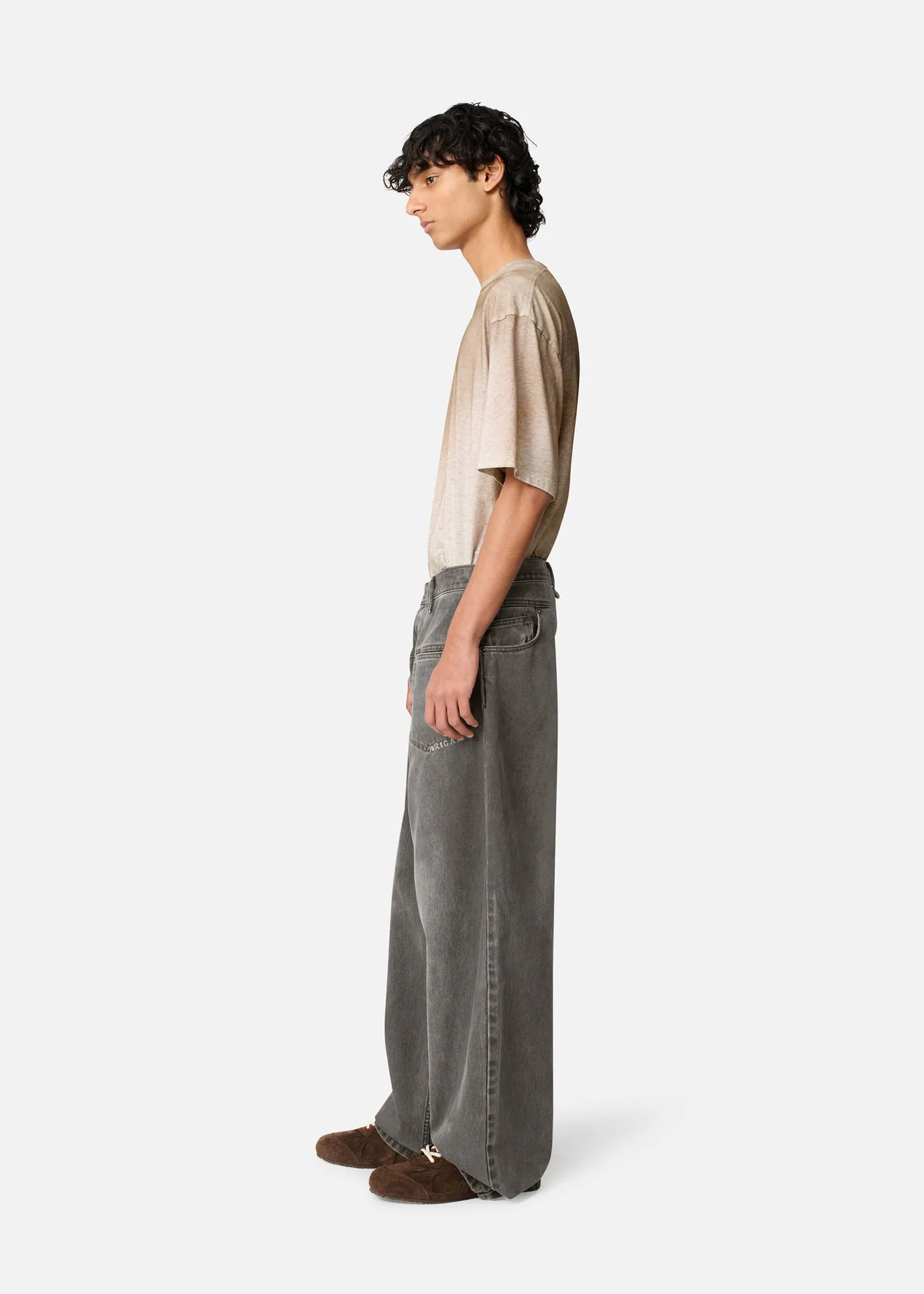 Invert Relaxed Jeans