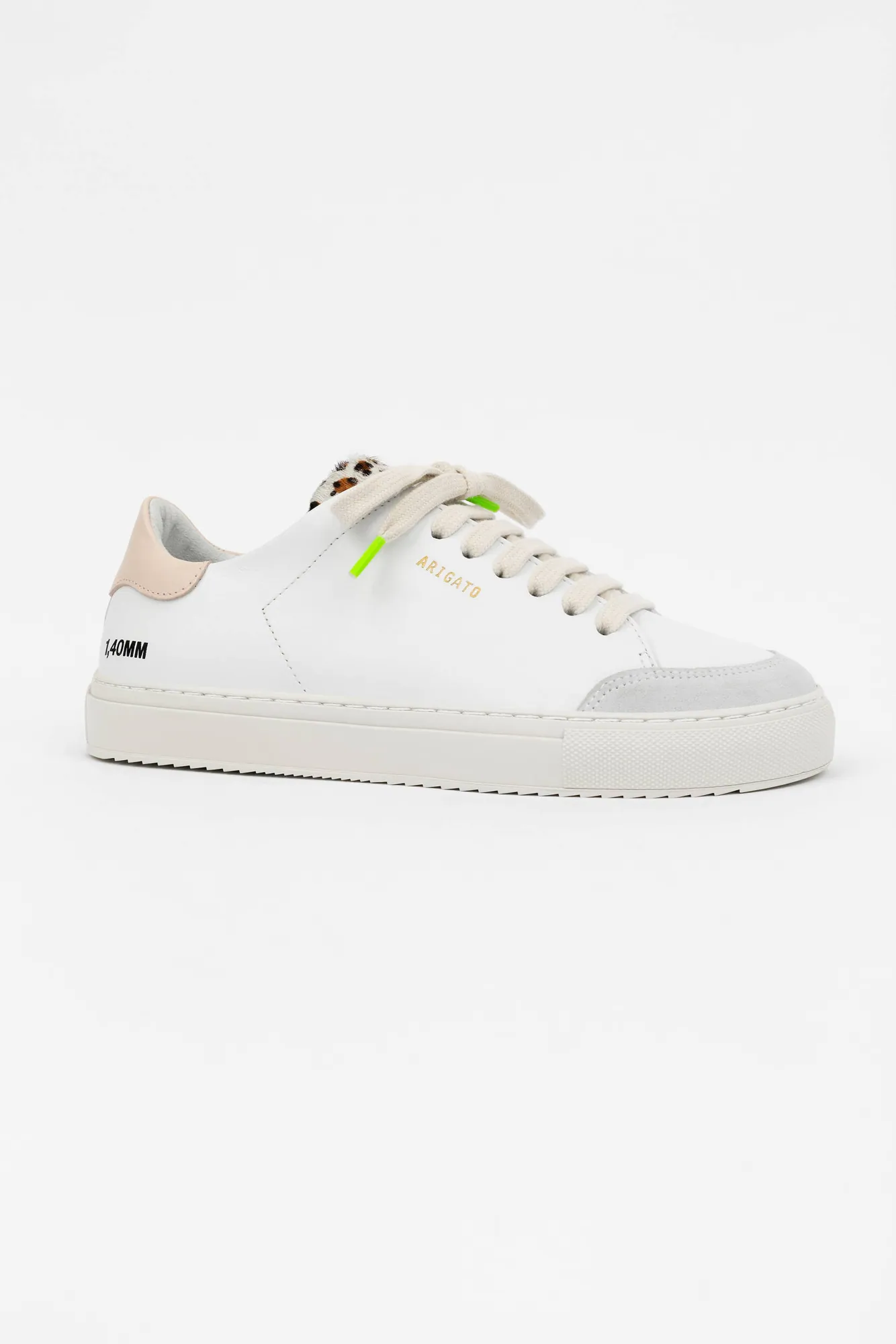 Clean 90 Triple Sneaker