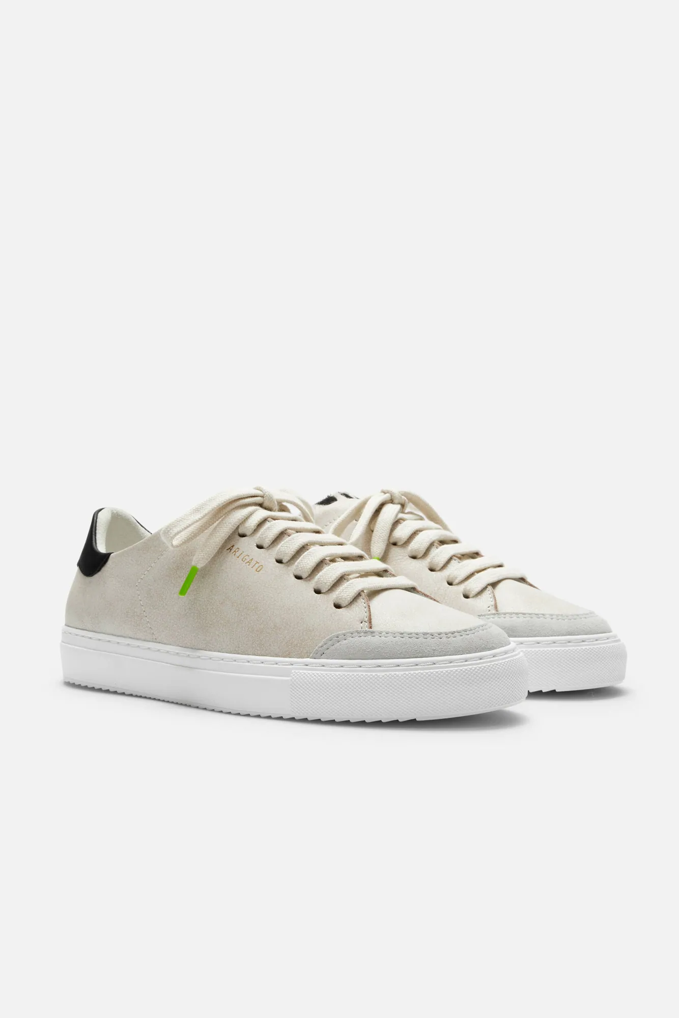 Clean 90 Triple Sneaker