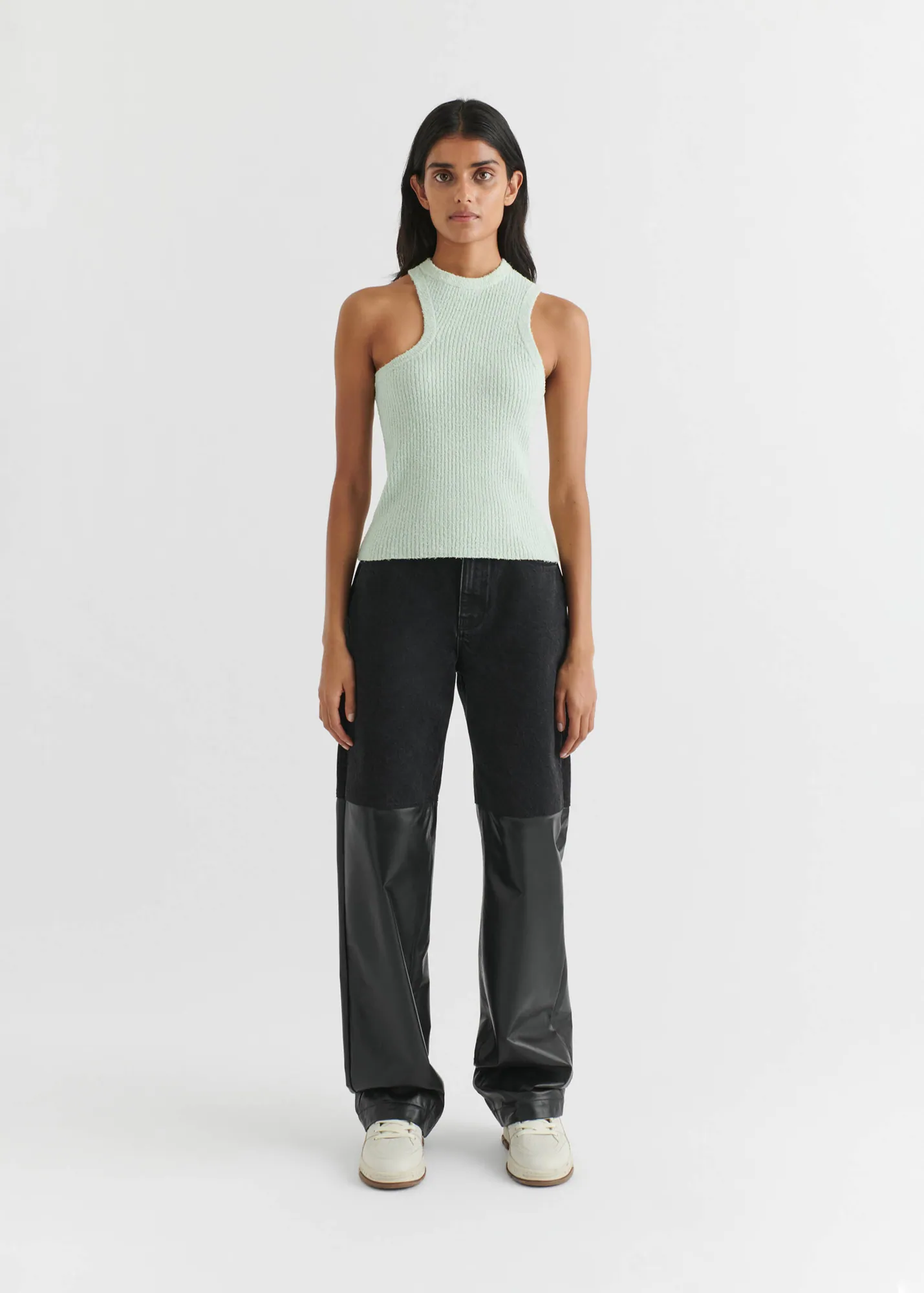 Scoop Asymmetric Tank