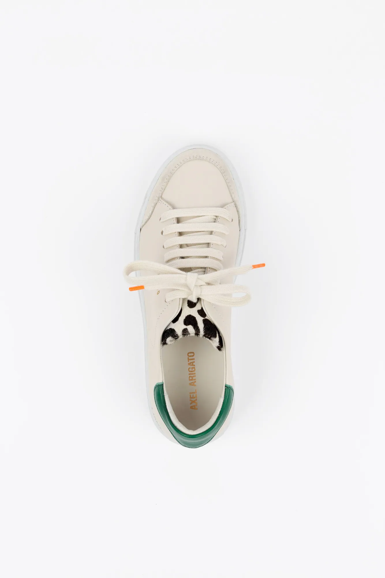 Clean 90 Triple Sneaker